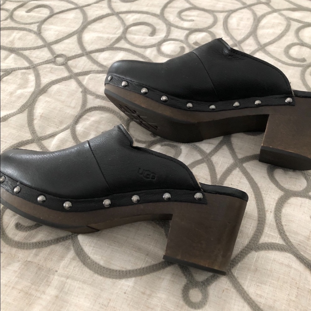 UGG Clogs